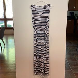 Casual striped sleeveless dress XL